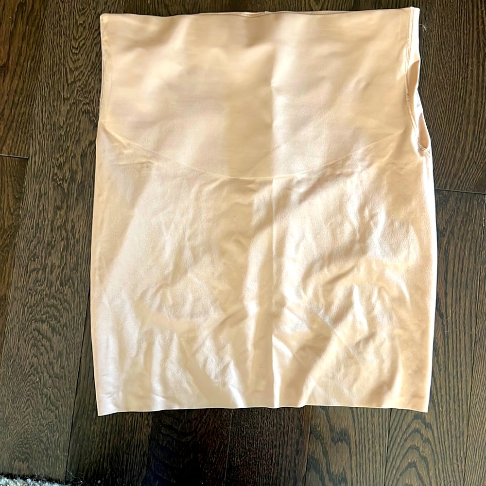 New spanx tan tummy control skirt large